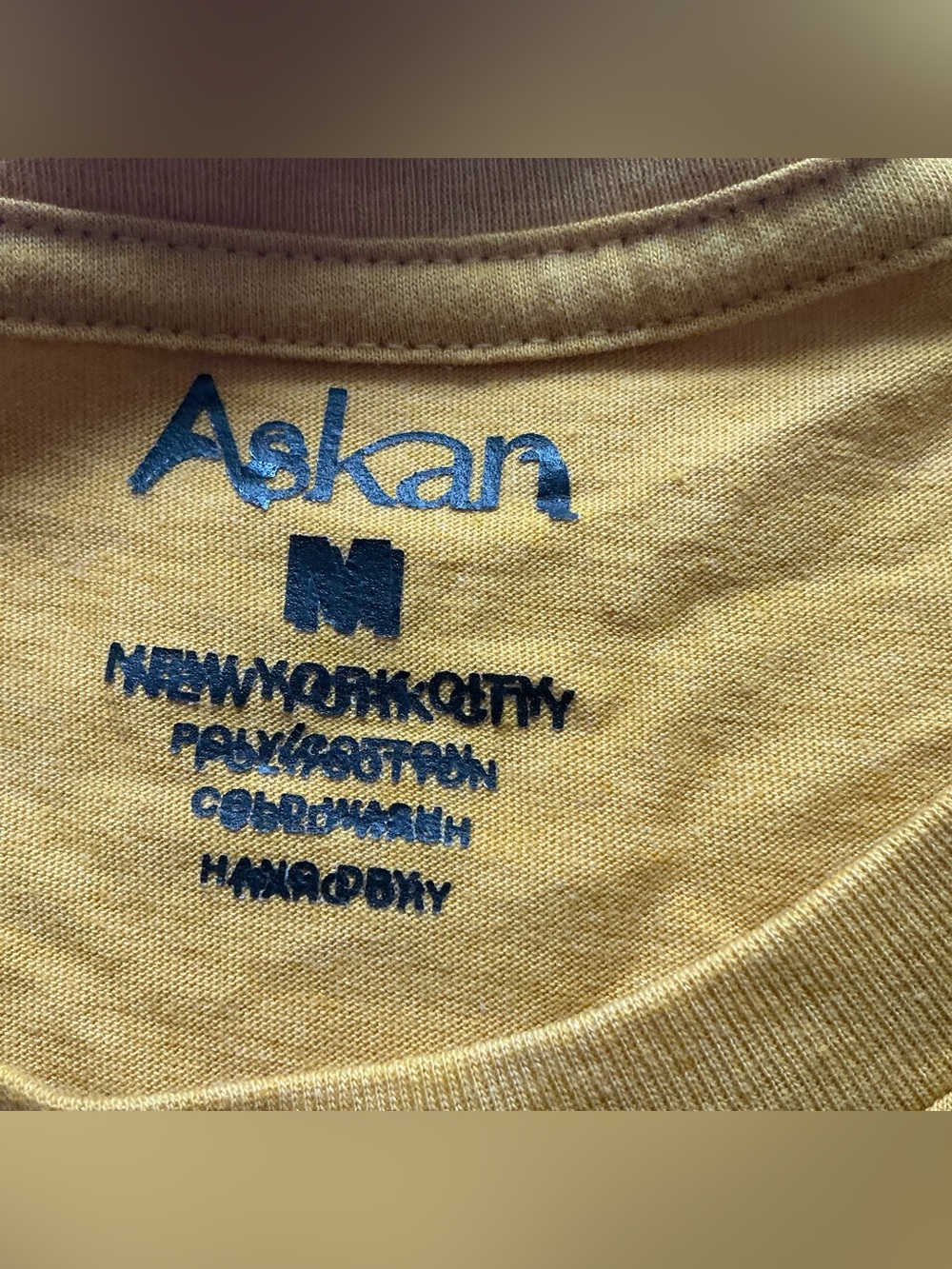 Askan NYC “Miss Adu” Sade Graphic Tee Mustard Yellow M Neo Soul Band Merch Y2K - Picture 7 of 8